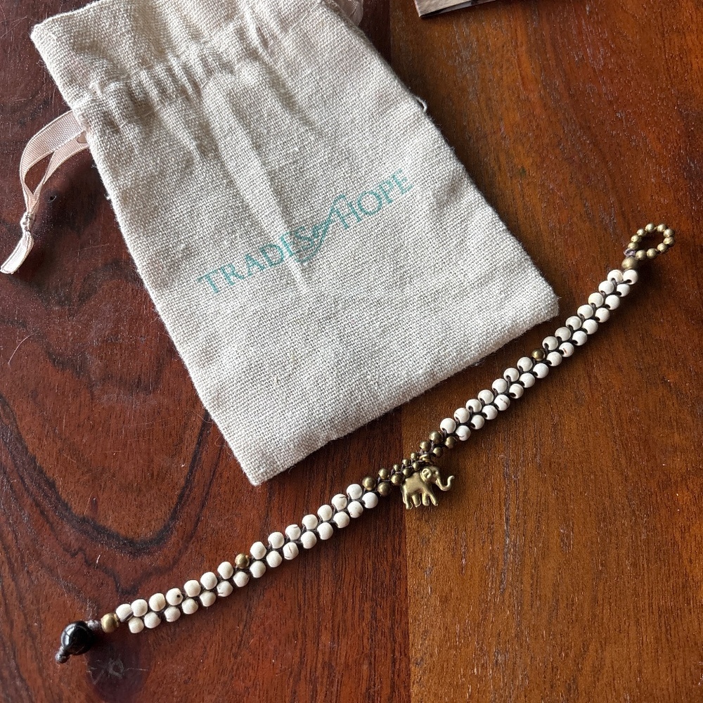 Elephant charm bracelet